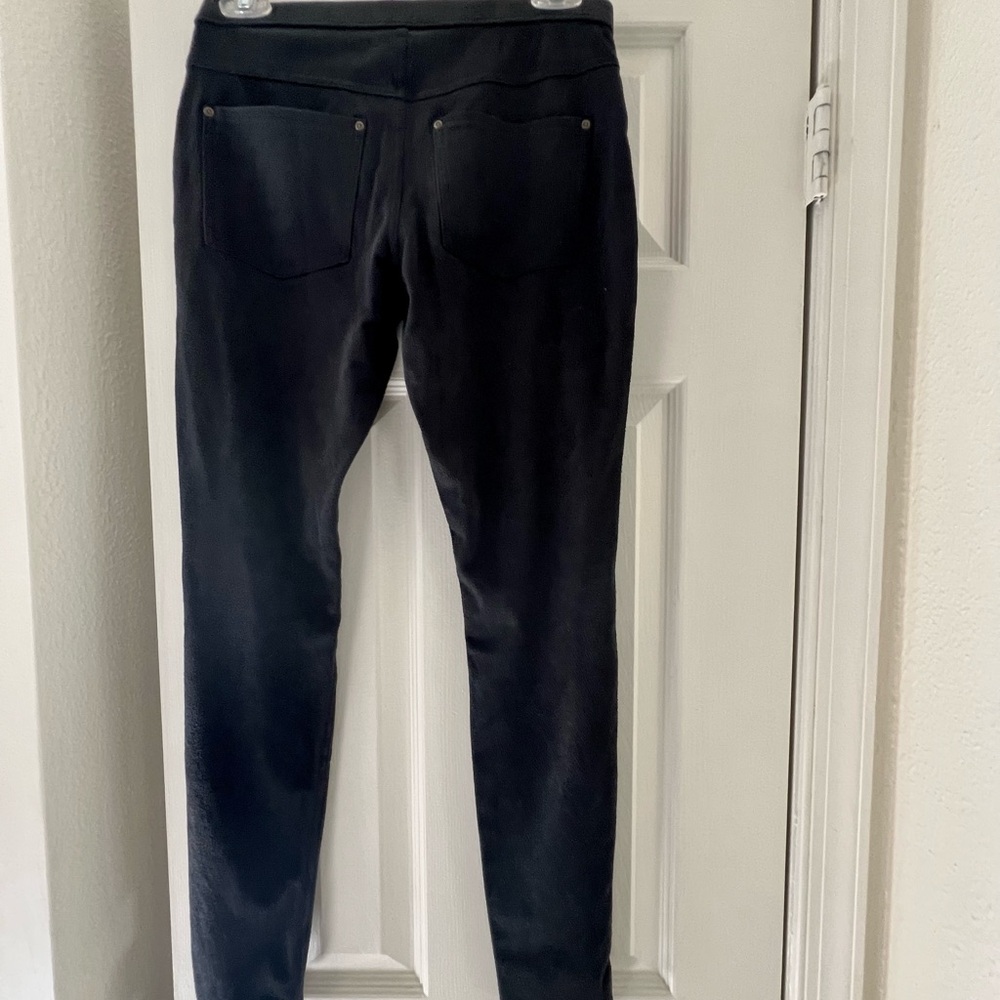 Hue Sueded Leggings